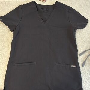Figs charcoal grey set